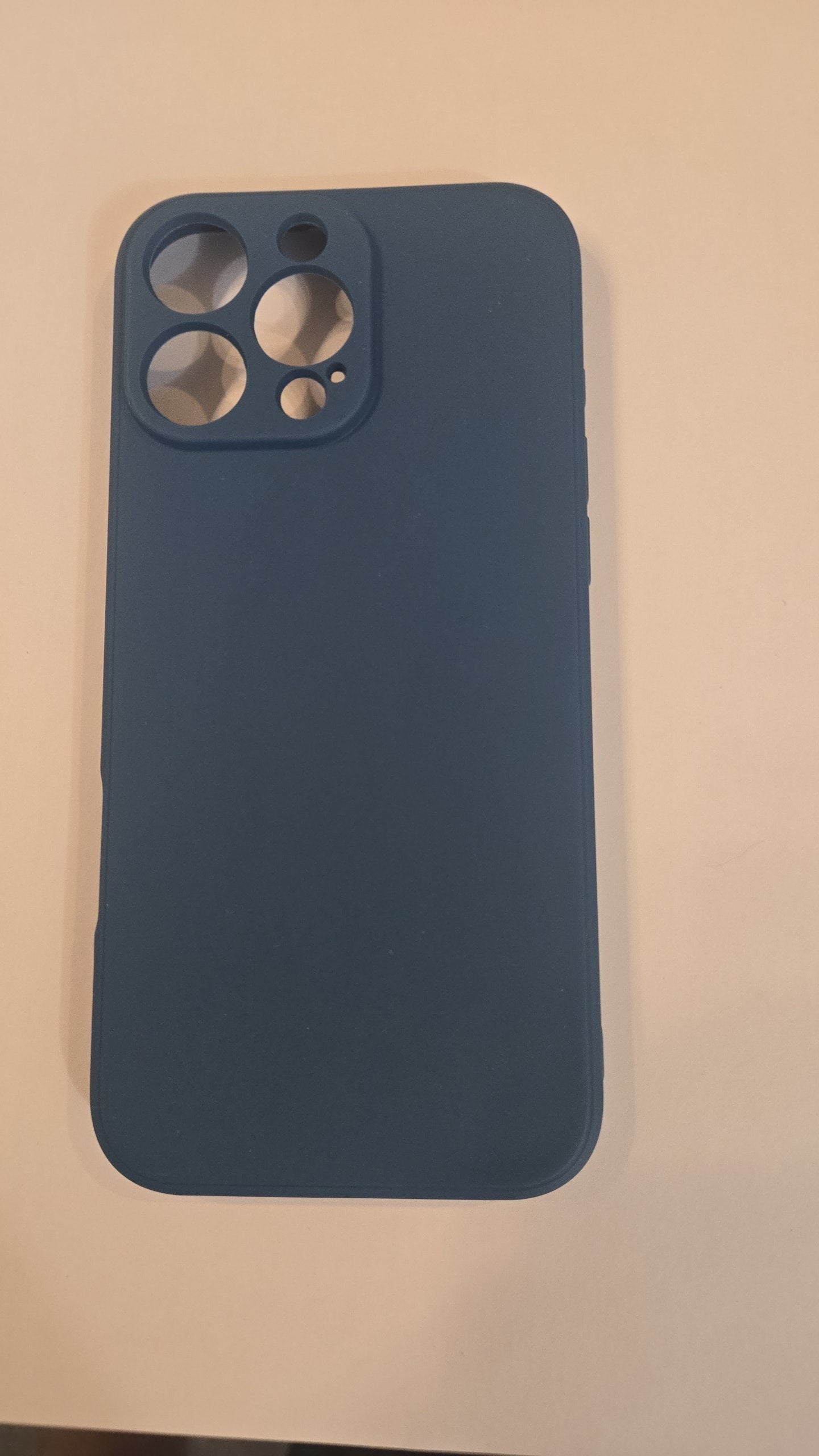 Coque iPhone 16+